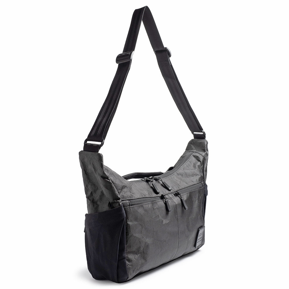 バッグ chio CHIO 9L – Compact EDC Shoulder Bag | Alpha One Niner